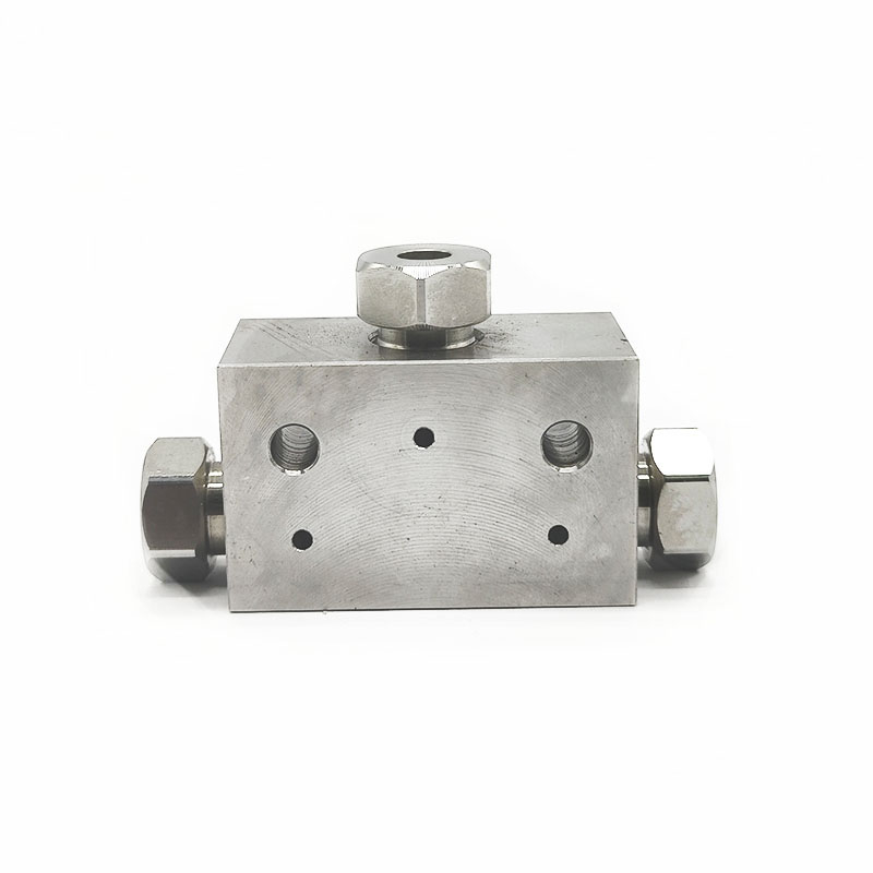 Tee, 3 / 8" No.400012-2